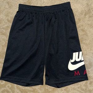 Nike Jordan Shorts (Youth Large / Big boys)